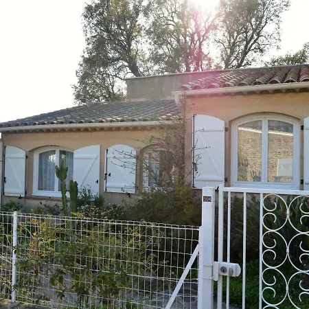 Dom wakacyjny Maison Bormes-Les-Mimosas, 3 Pieces, 6 Personnes - Fr-1-251-410