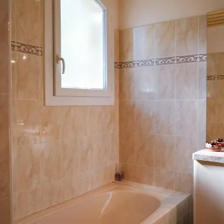 Dom wakacyjny Maison Bormes-Les-Mimosas, 3 Pieces, 6 Personnes - Fr-1-251-410 Bormes-les-Mimosas